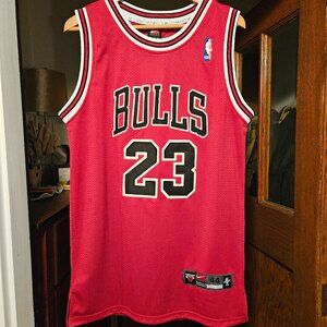 Nike - Michael Jordan / Chicago Bulls #23 Jersey - Size 44/XS
